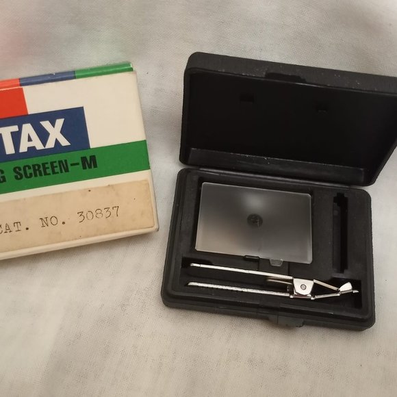 Pentax Asahi Focusing Screen ,Camera Shutter Release, element cap - Picture 3 of 3